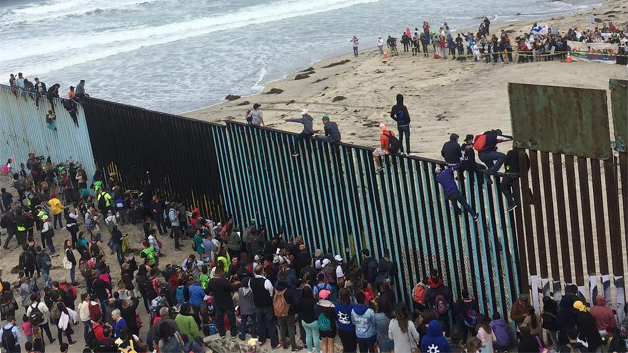 caravana de hondurenos